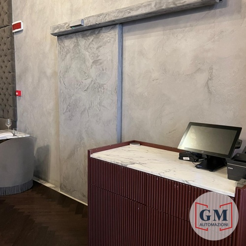 Fabbrica, installazione, manutenzione di porte automatiche TOPP AUTOMAZIONI. Installazione e manutenzione automatismi per ingressi carrabili e pedonali. Cancelli a battente, scorrevoli, barriere veicolari, porte sezionali, basculanti, serrande, FAAC, BFT, CAME, TOPP, NICE, GEZE, GENIUSS, DITEC, ENTREMATIC, MANUSA, TRELINEA, PA,