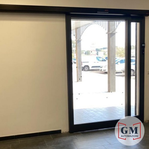 Fabbrica, installazione, manutenzione di porte automatiche TOPP AUTOMAZIONI. Installazione e manutenzione automatismi per ingressi carrabili e pedonali. Cancelli a battente, scorrevoli, barriere veicolari, porte sezionali, basculanti, serrande, FAAC, BFT, CAME, TOPP, NICE, GEZE, GENIUSS, DITEC, ENTREMATIC, MANUSA, TRELINEA, PA,